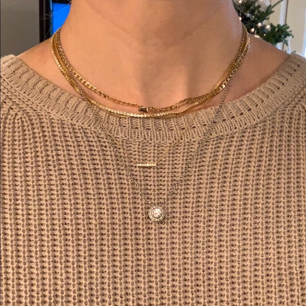 *NWT* Silver Banana Republic CZ Necklace